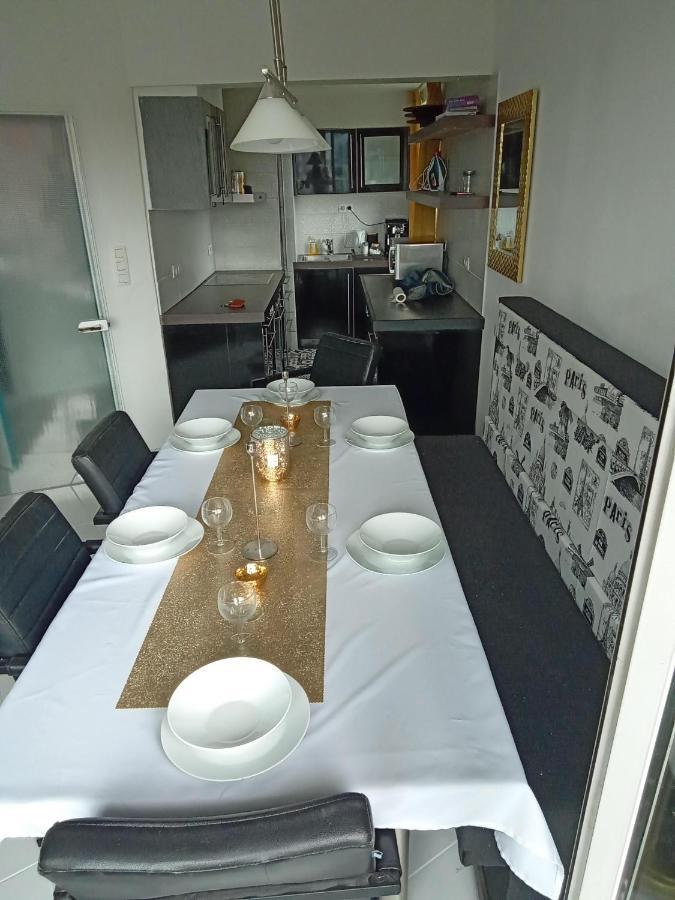 Liege Centre Mediacite Appartement Possible Parking Terrasse Immense 8Eme Pour 2 Personnes Liège Exterior foto